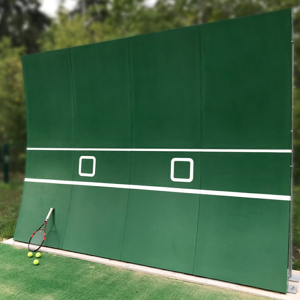Теннисная стена. Стена для тенниса на даче. Интерактивный стена для тенниса. Tennis Wall. Сетка ограждения на стену теннисных манежей.