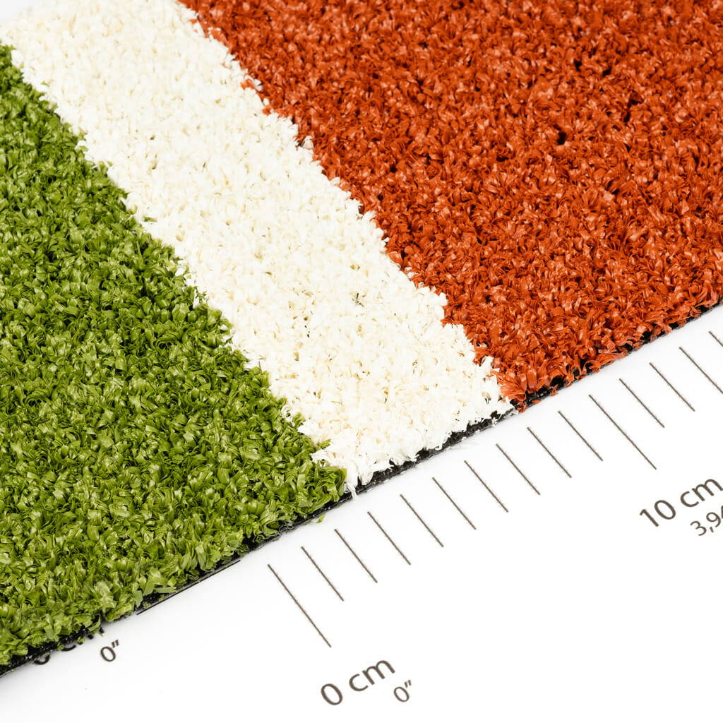 artificial-tennis-grass-supersoft-red-and-green-top-view-with-ruler