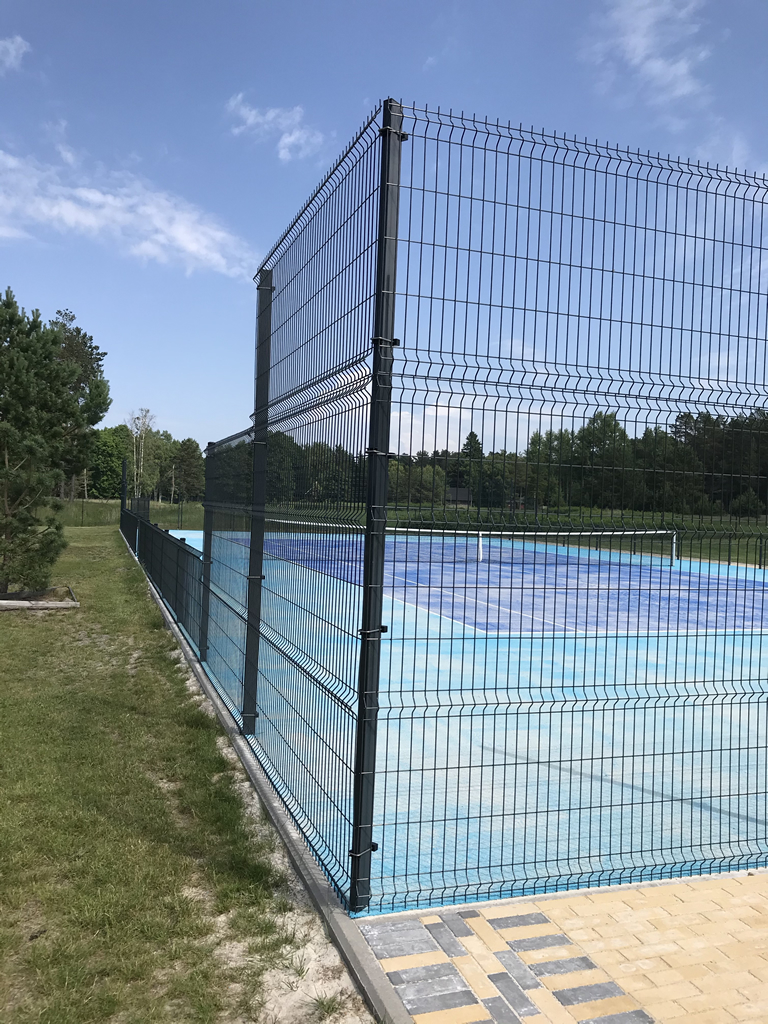 Tennis Court Fence Set 3D-4mm Elite - Corner View of the Court